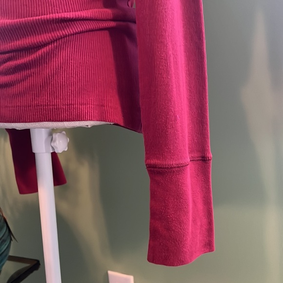 Maroon Long Sleeved V-Neck - Picture 3 of 4